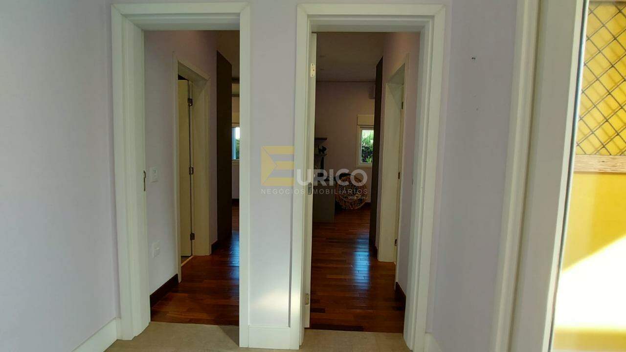 Casa em condomínio à venda no Condomínio Recanto dos Paturis em Vinhedo/SP: