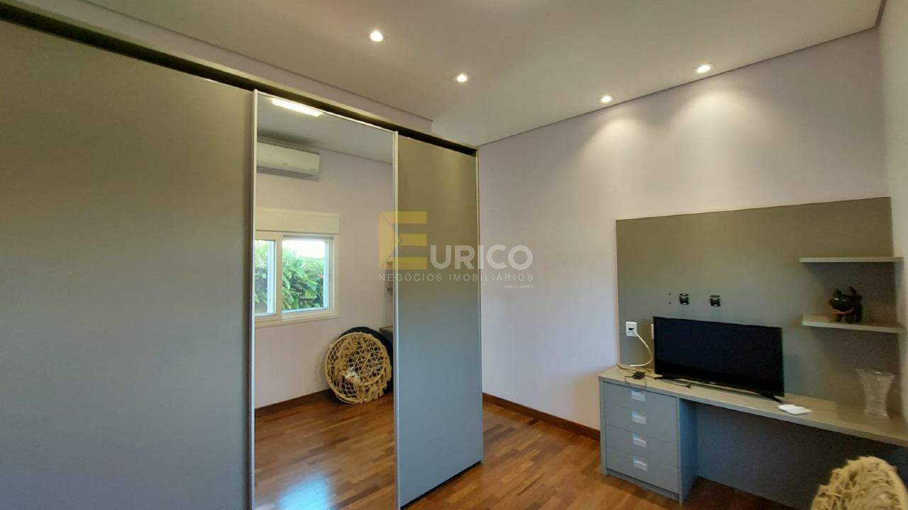 Casa em condomínio à venda no Condomínio Recanto dos Paturis em Vinhedo/SP: