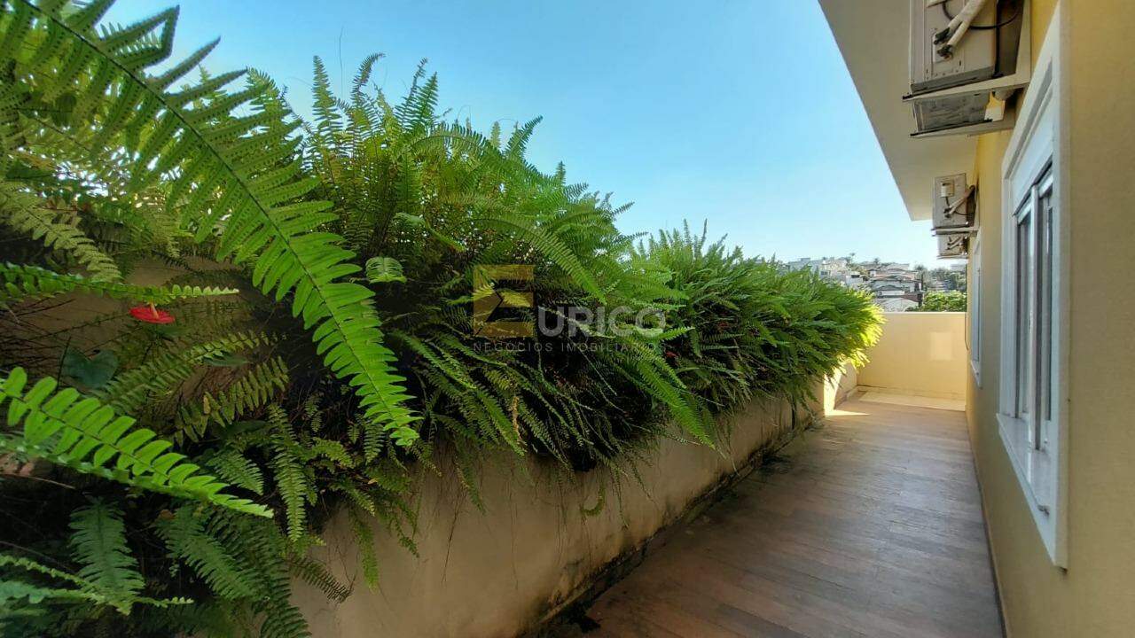 Casa em condomínio à venda no Condomínio Recanto dos Paturis em Vinhedo/SP: