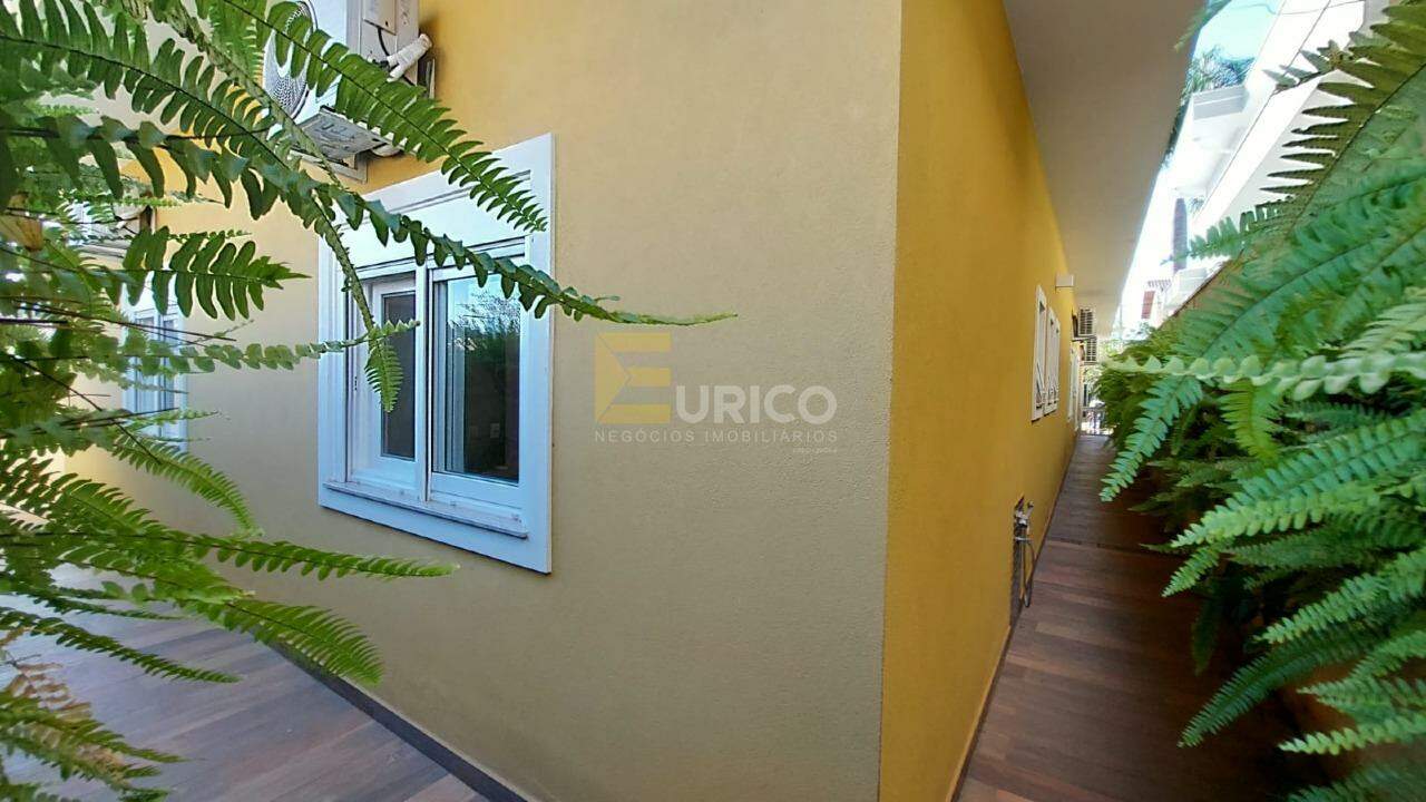 Casa em condomínio à venda no Condomínio Recanto dos Paturis em Vinhedo/SP:
