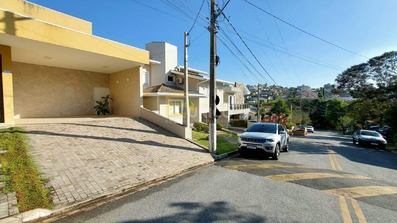 Casa em condomínio à venda no Condomínio Recanto dos Paturis em Vinhedo/SP: