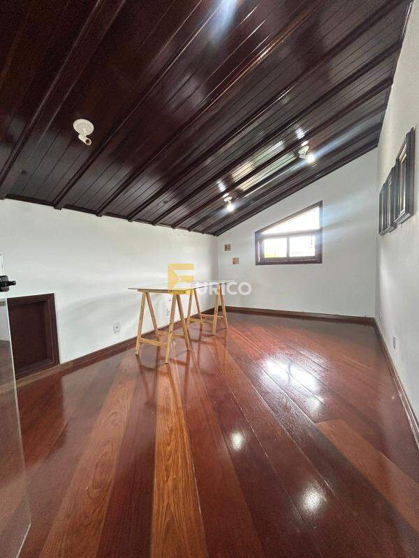 Casa em condomínio à venda no Jardim Ibiti do Paço em Sorocaba/SP:
