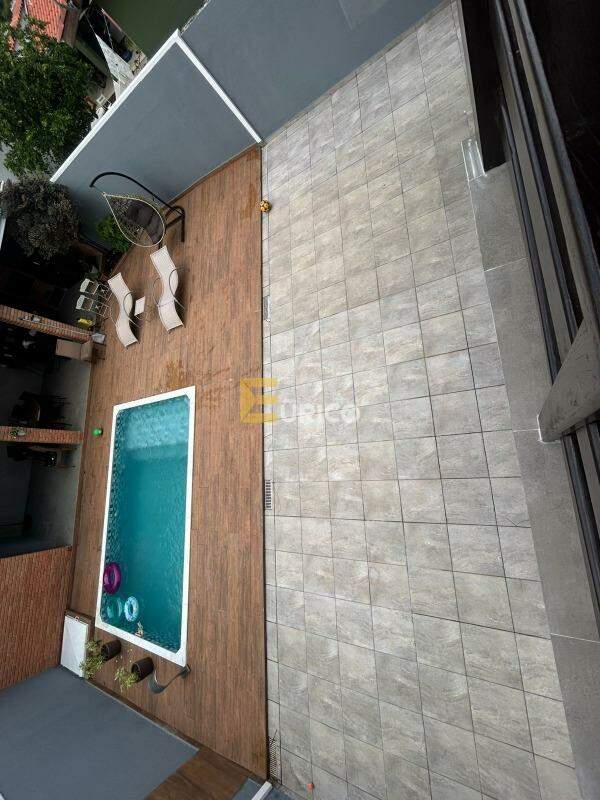 Casa em condomínio à venda no Jardim Ibiti do Paço em Sorocaba/SP: