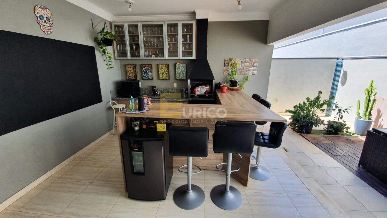 Casa em condomínio à venda no Condomínio Portal do Jequitibá em Valinhos/SP: 