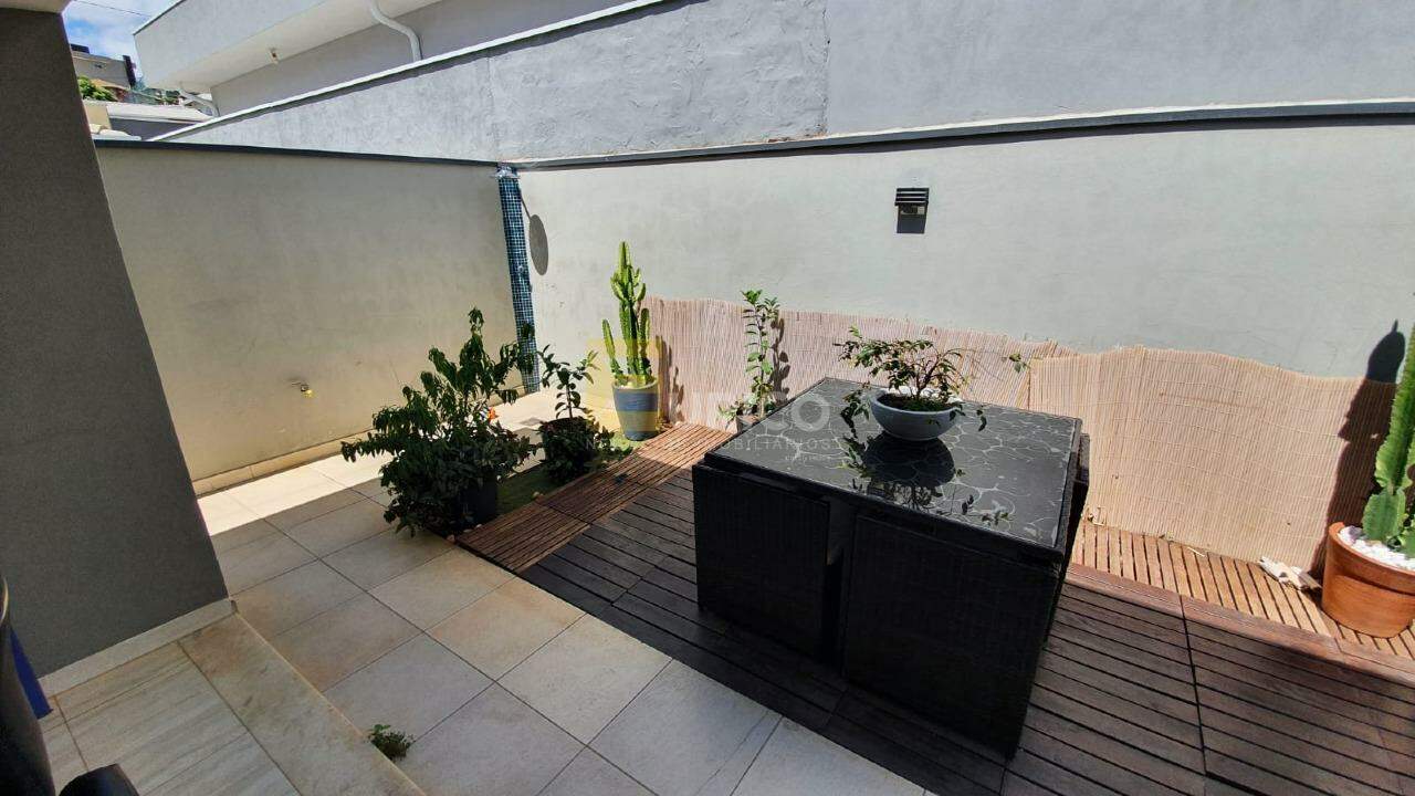 Casa em condomínio à venda no Condomínio Portal do Jequitibá em Valinhos/SP: 