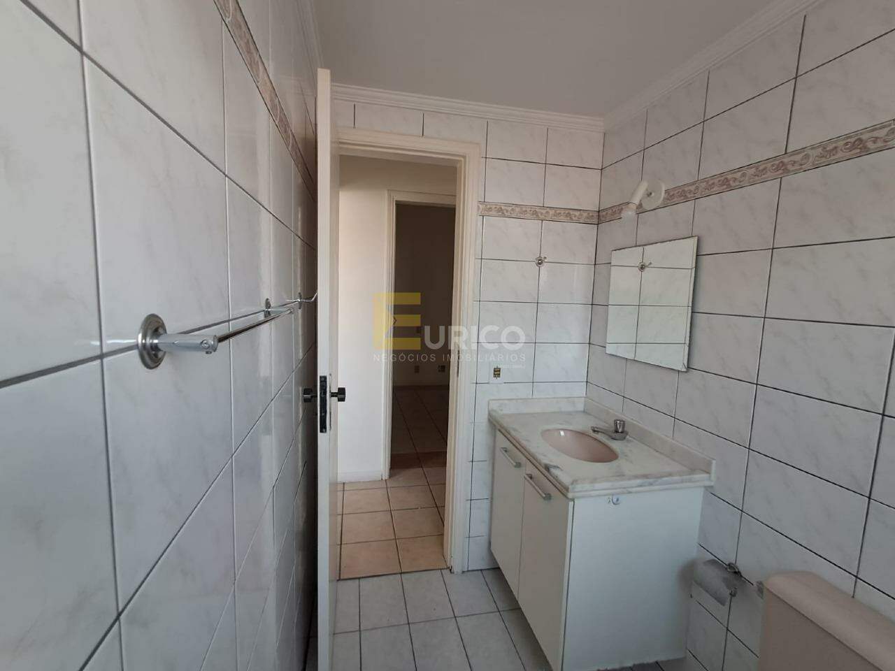 Apartamento à venda no Condomínio Edifício Padova em Valinhos/SP: