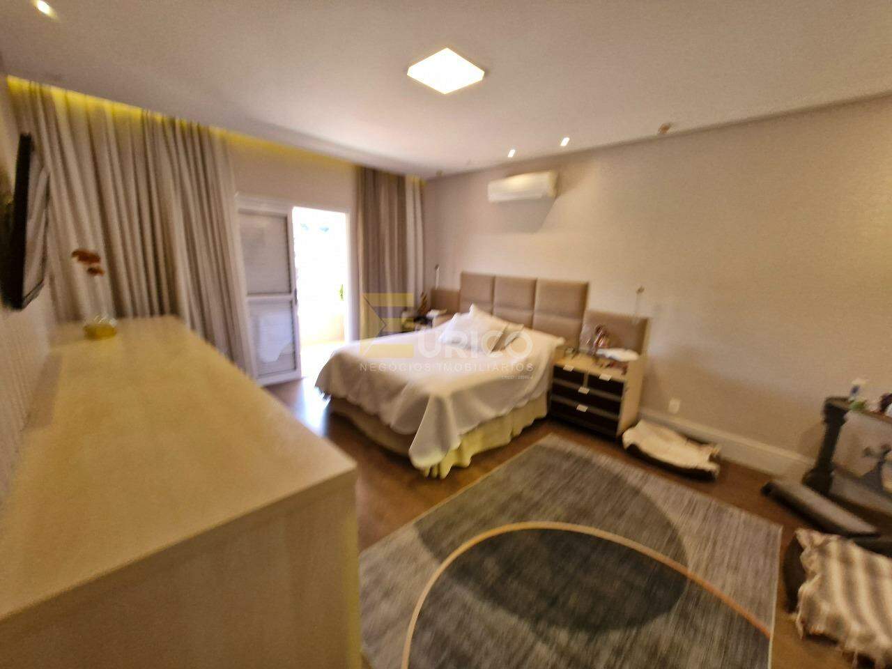 Casa em condomínio à venda no Condomínio Residencial Terras do Caribe em Valinhos/SP: Suite Master