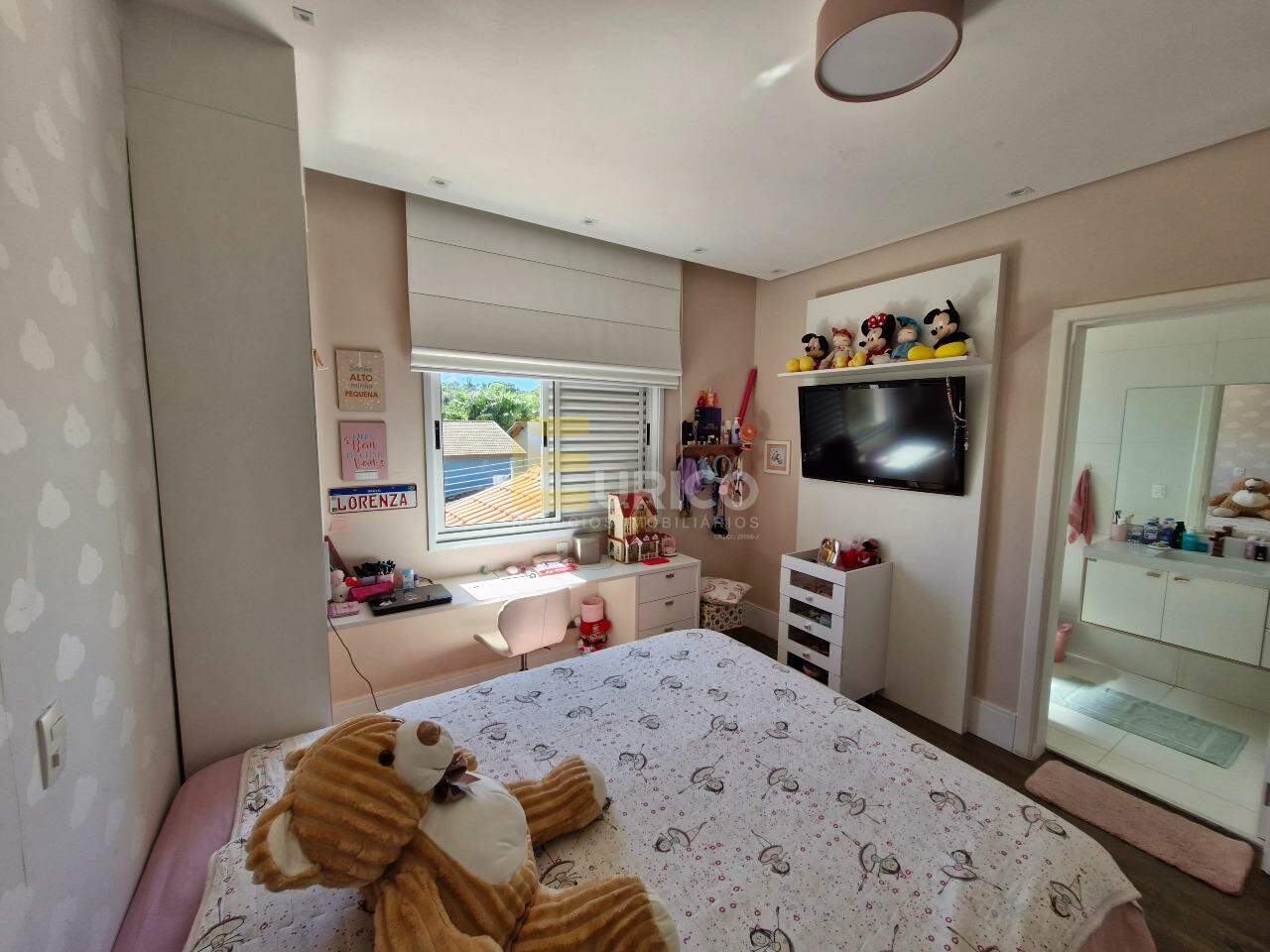 Casa em condomínio à venda no Condomínio Residencial Terras do Caribe em Valinhos/SP: Suite 2