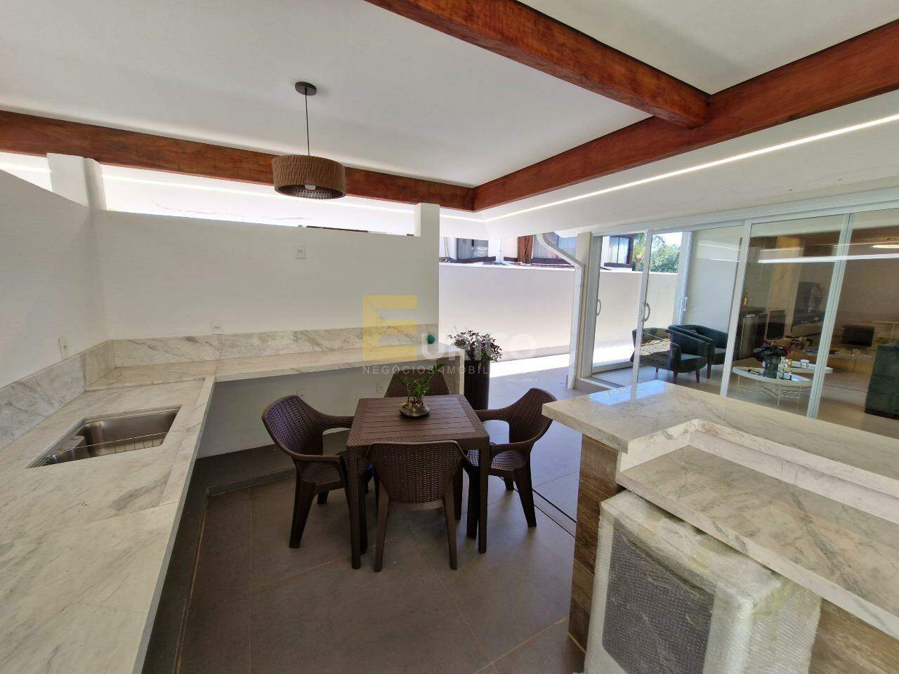 Casa em condomínio à venda no Condomínio Residencial Terras do Caribe em Valinhos/SP: Área Gourmet