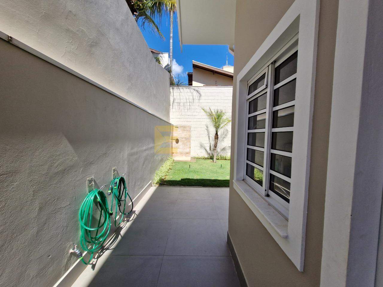 Casa em condomínio à venda no Condomínio Residencial Terras do Caribe em Valinhos/SP: 
