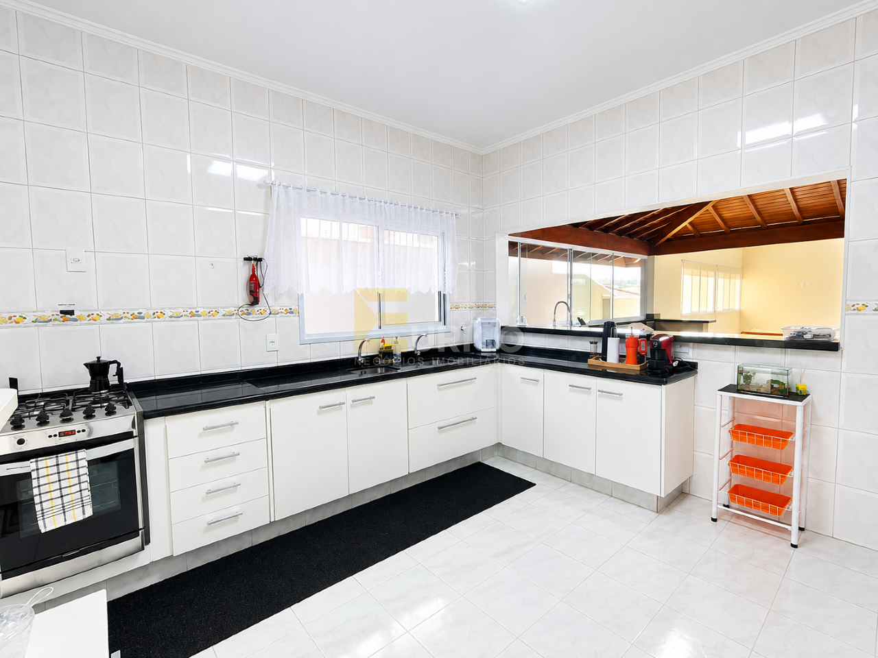 Casa em condomínio à venda no Condomínio Residencial Terras do Caribe em Valinhos/SP: 