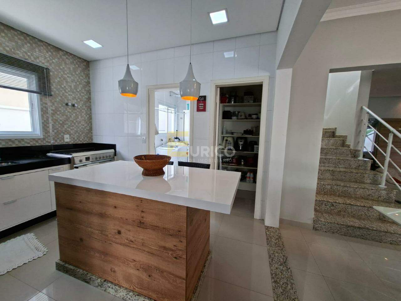 Casa em condomínio à venda no Condomínio Vivenda das Cerejeiras em Valinhos/SP: 