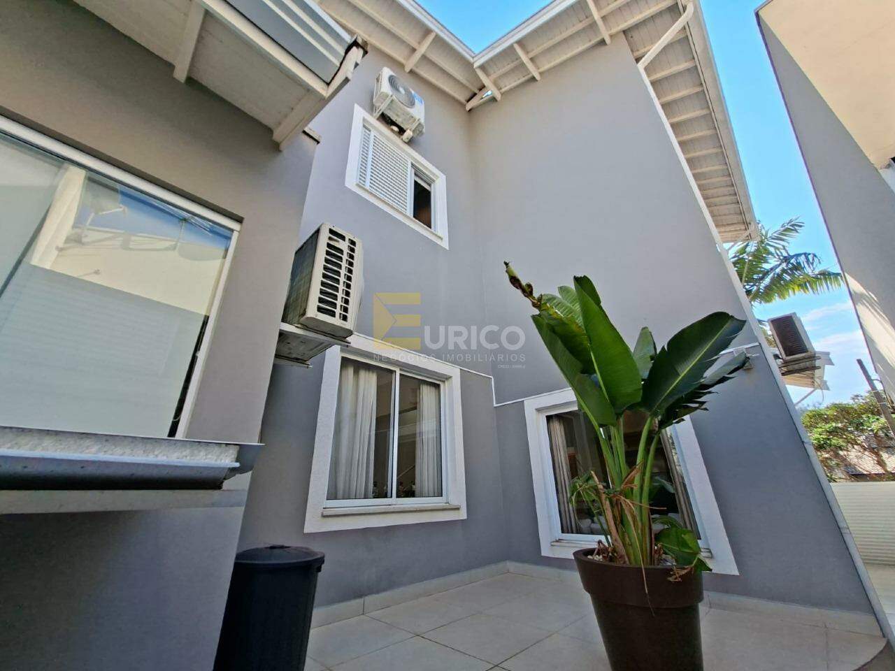 Casa em condomínio à venda no Condomínio Vivenda das Cerejeiras em Valinhos/SP: 