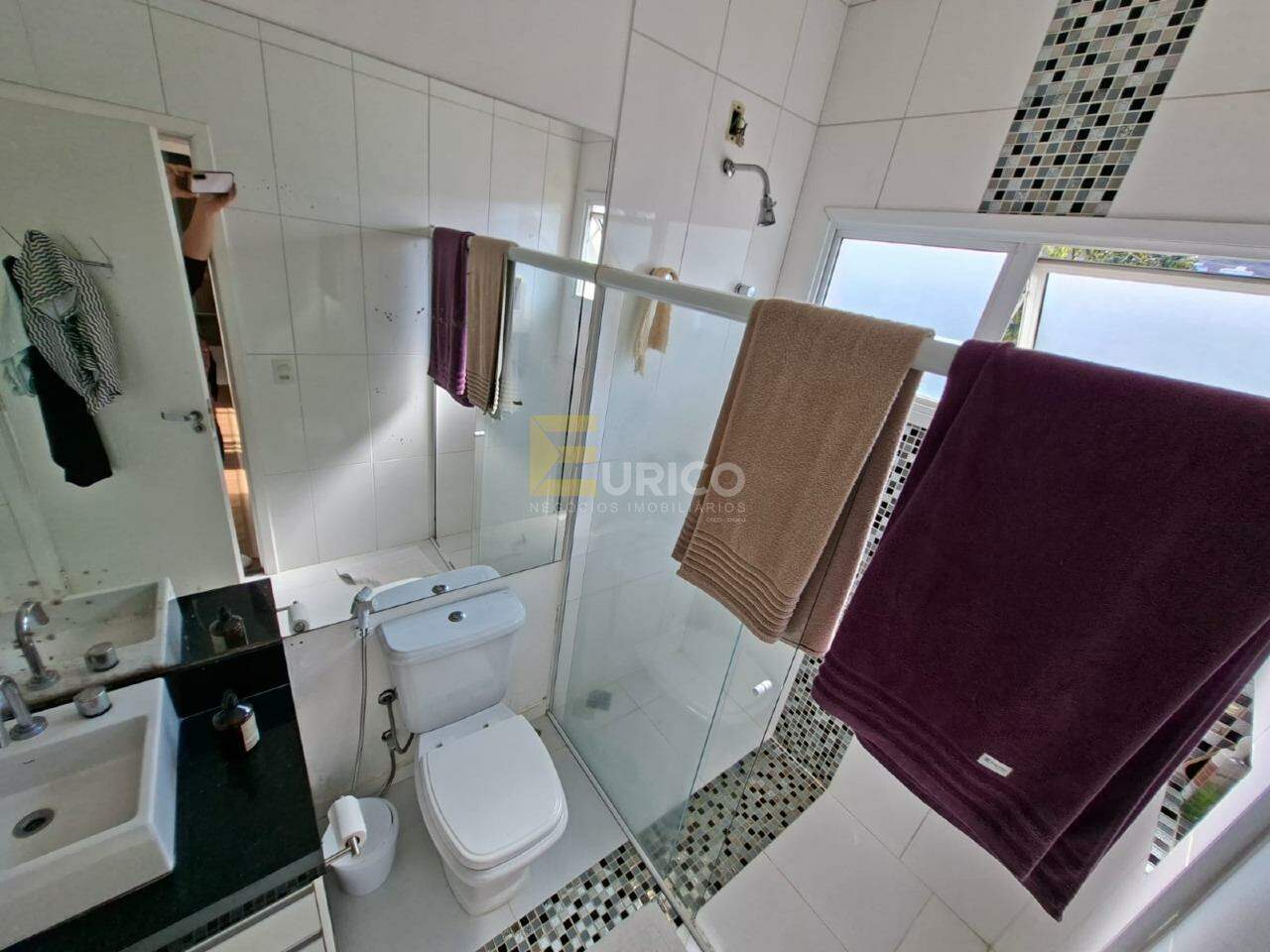 Casa em condomínio à venda no Condomínio Vivenda das Cerejeiras em Valinhos/SP: 
