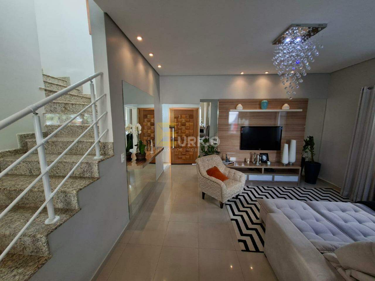 Casa em condomínio à venda no Condomínio Vivenda das Cerejeiras em Valinhos/SP: 