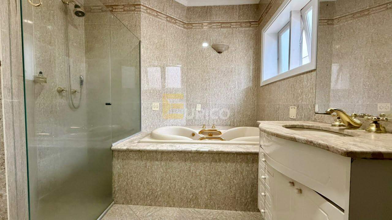 Casa em condomínio à venda no Condomínio Reserva Colonial em Valinhos/SP: 