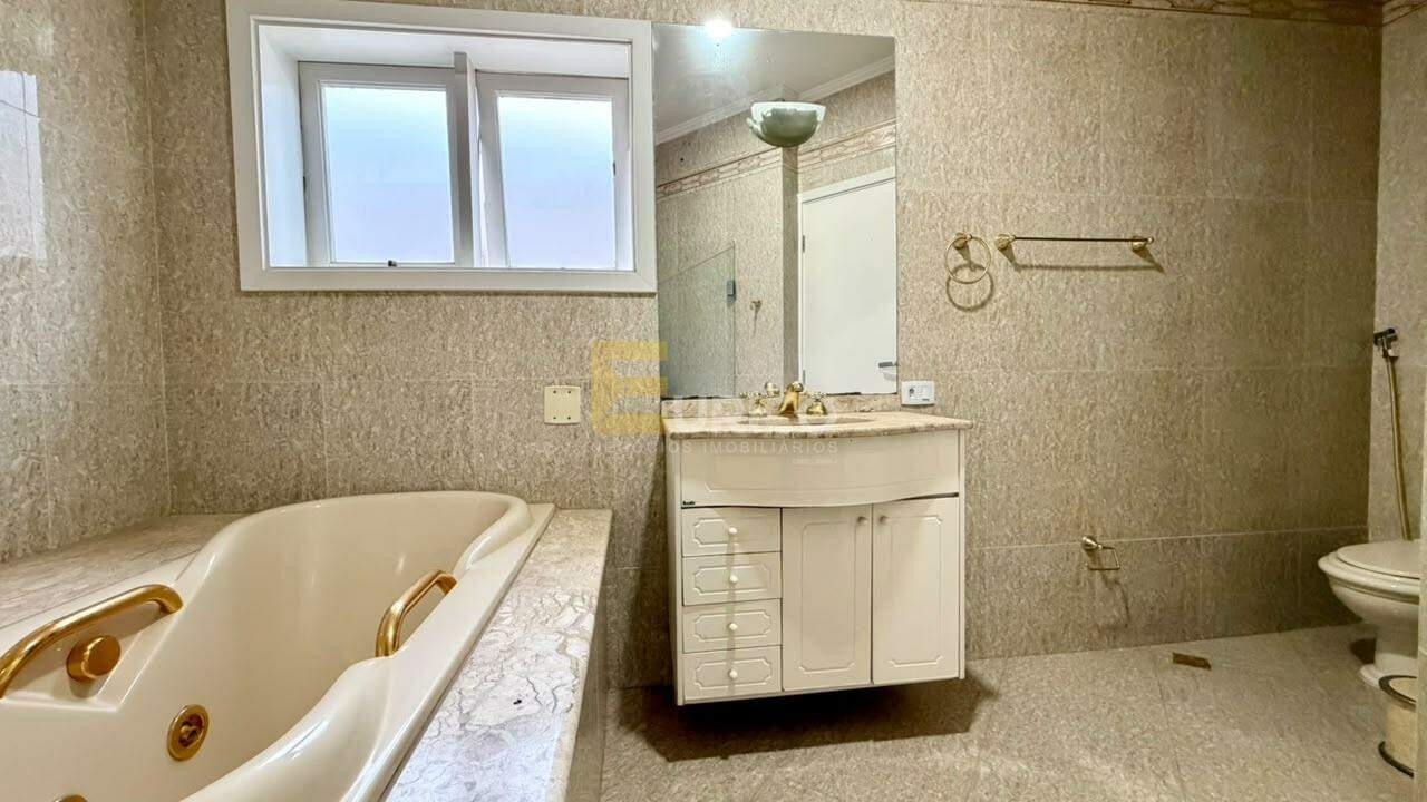 Casa em condomínio à venda no Condomínio Reserva Colonial em Valinhos/SP: 