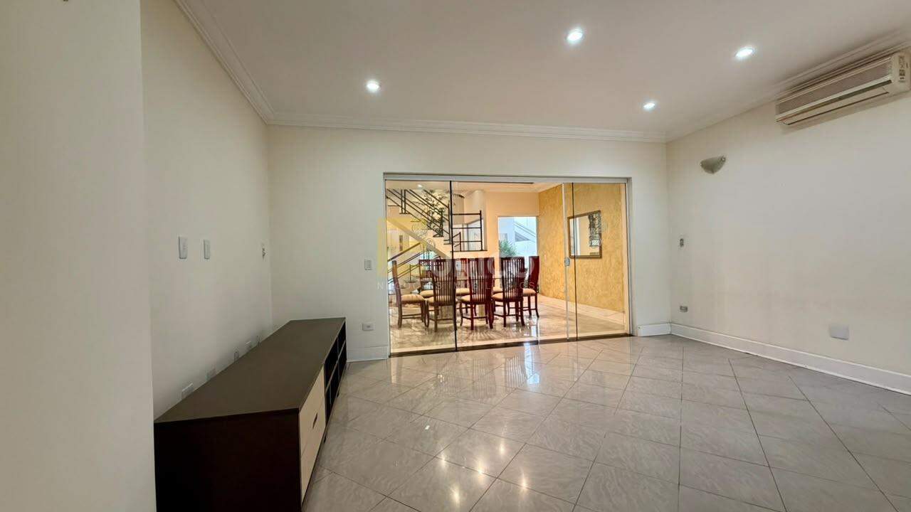 Casa em condomínio à venda no Condomínio Reserva Colonial em Valinhos/SP: 