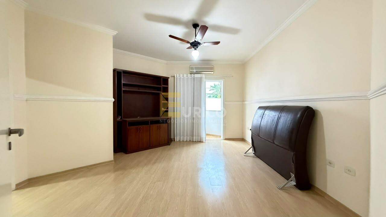 Casa em condomínio à venda no Condomínio Reserva Colonial em Valinhos/SP: 