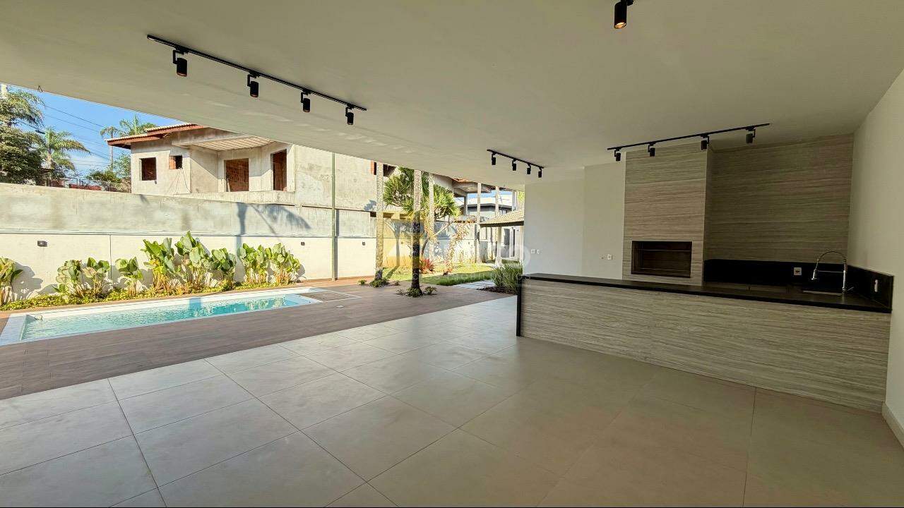 Casa em condomínio à venda no Condomínio Morada do Sol em Vinhedo/SP: 