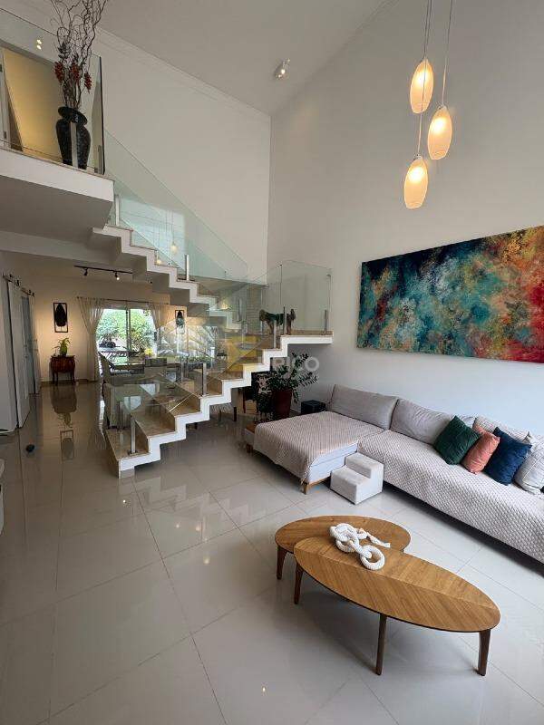 Casa em condomínio à venda no Condomínio Reserva da Mata em Vinhedo/SP: