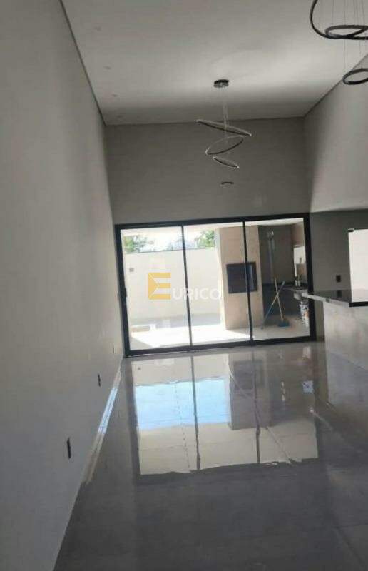 Casa em condomínio à venda no Vossoroca em Votorantim/SP: 