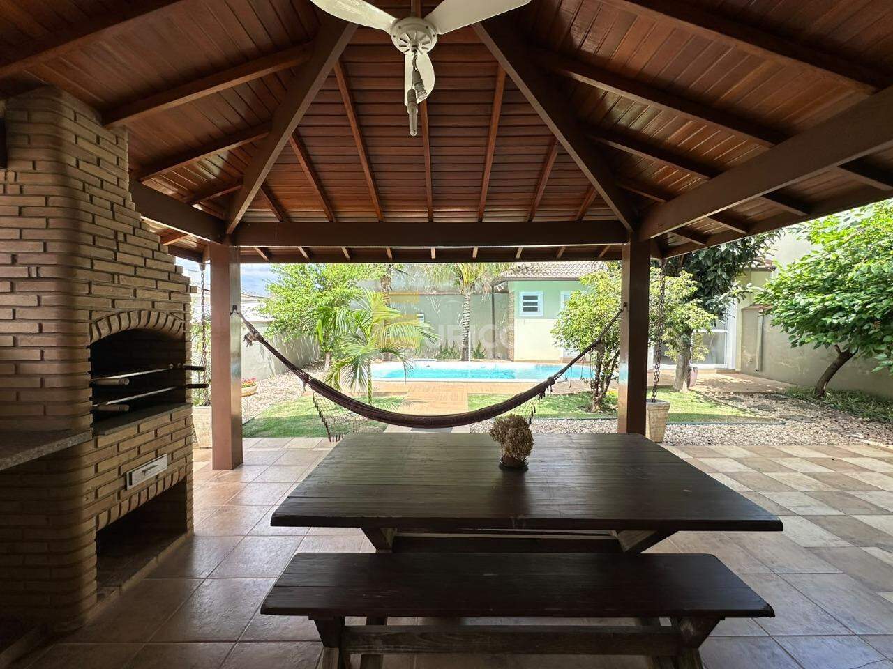 Casa em condomínio para aluguel no Condomínio Recanto dos Paturis em Vinhedo/SP: 