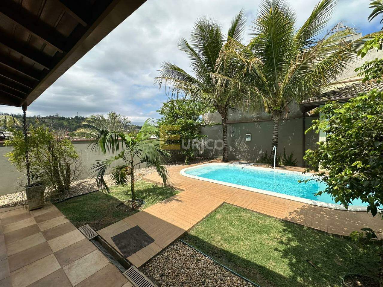 Casa em condomínio para aluguel no Condomínio Recanto dos Paturis em Vinhedo/SP: 