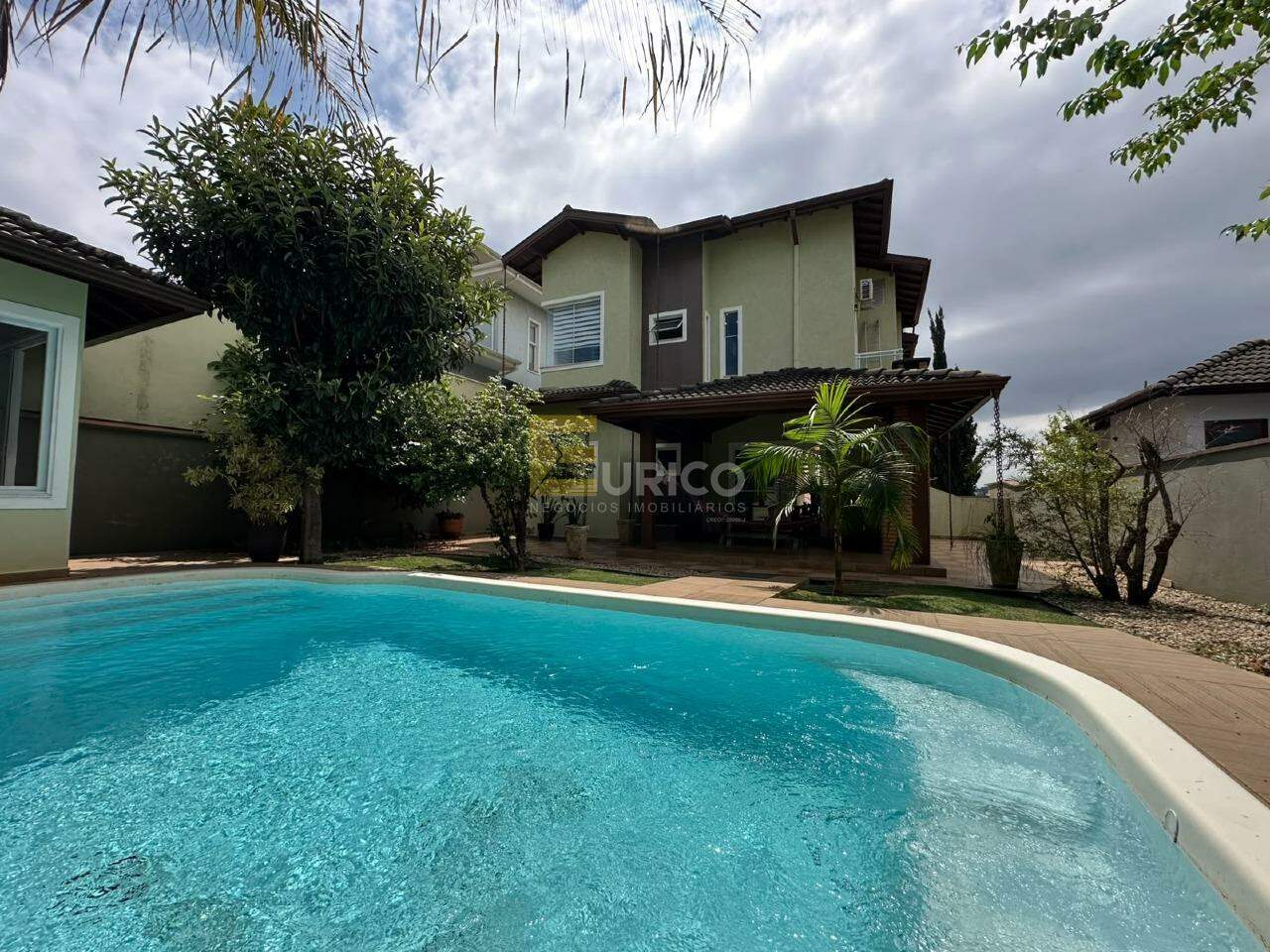 Casa em condomínio para aluguel no Condomínio Recanto dos Paturis em Vinhedo/SP: 
