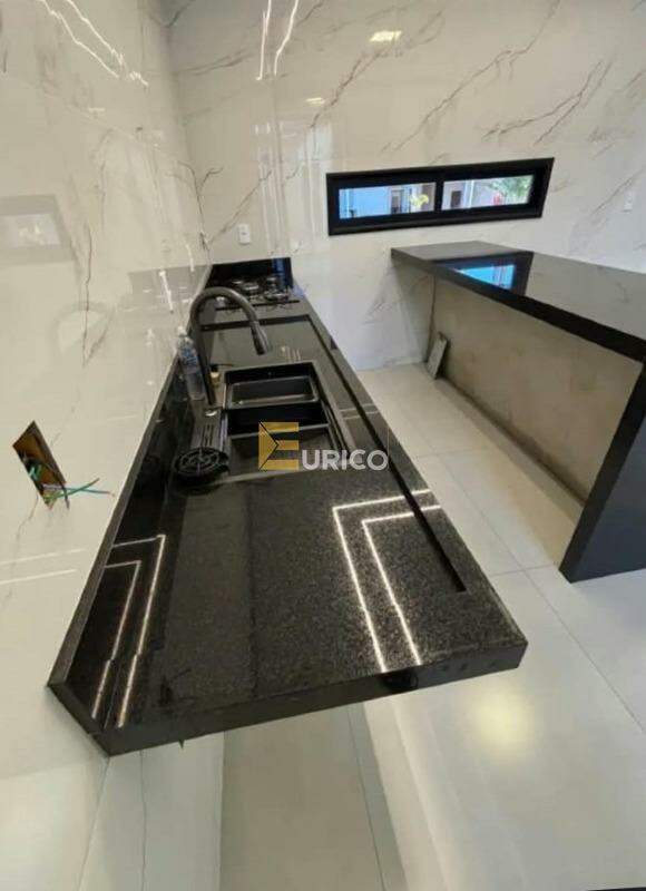 Casa em condomínio à venda no Jardim Novo Horizonte em Sorocaba/SP: