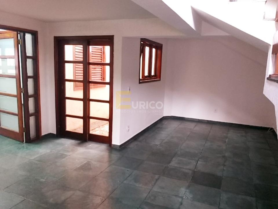 Casa à venda no Centro em Vinhedo/SP: