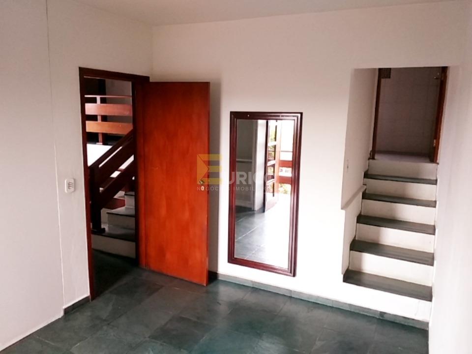 Casa à venda no Centro em Vinhedo/SP: