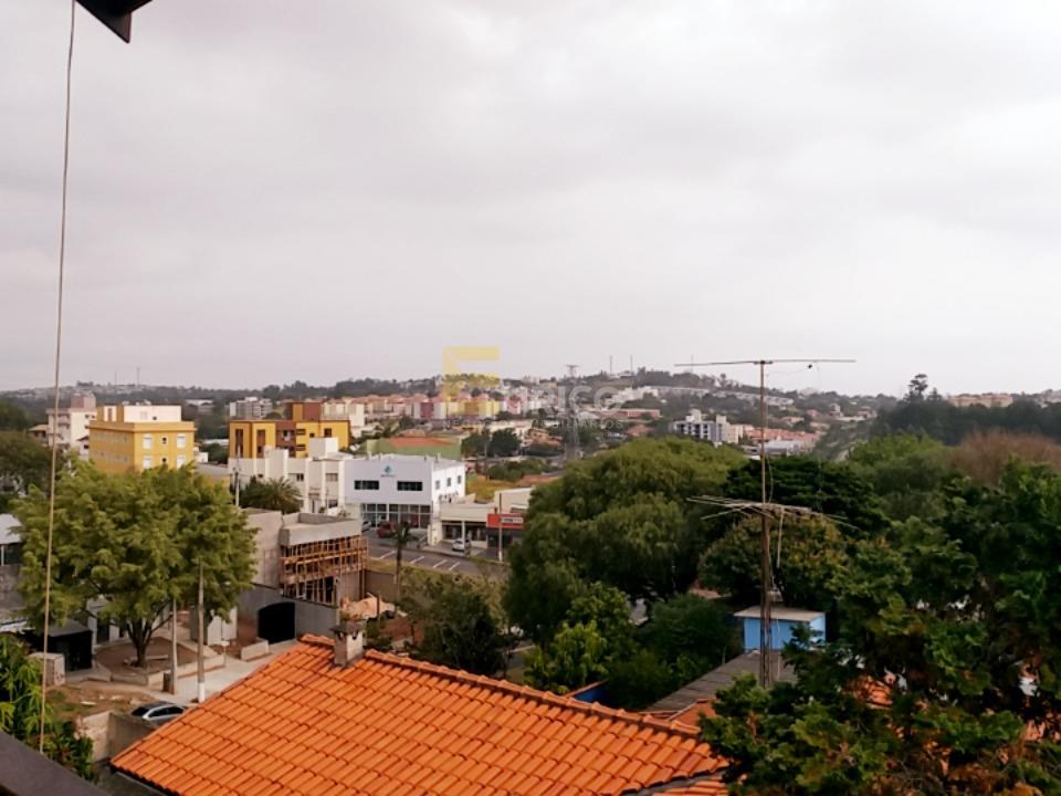 Casa à venda no Centro em Vinhedo/SP: