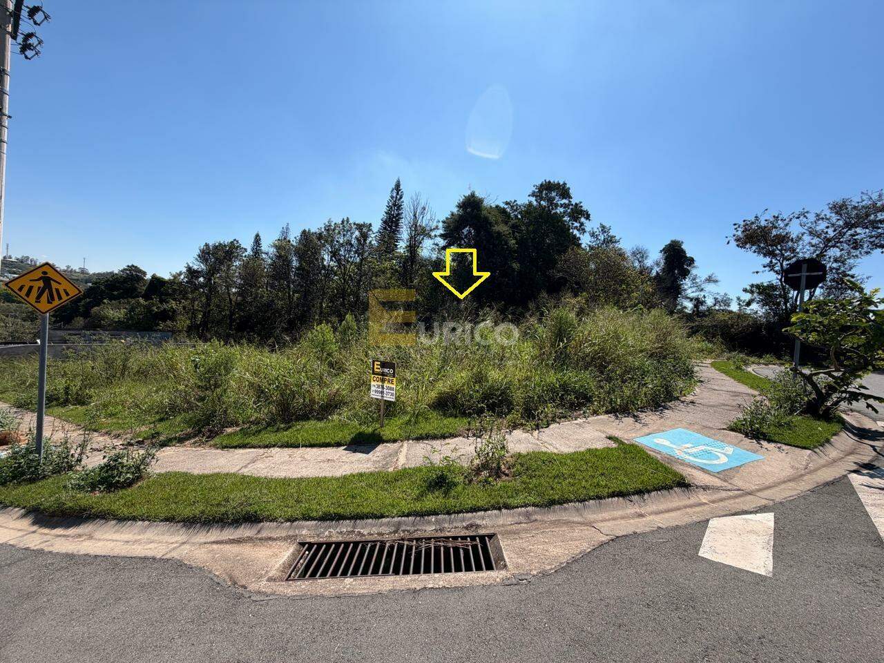 Terreno à venda no Pinheirinho em Vinhedo/SP: