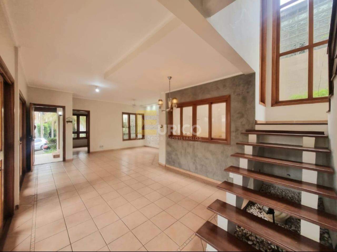 Casa em condomínio para aluguel no Condomínio Vivenda das Quaresmeiras em Valinhos/SP: 