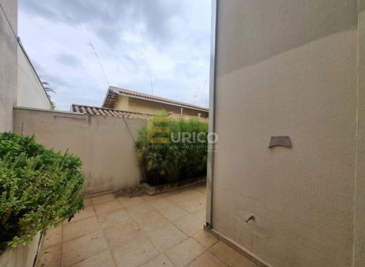Casa em condomínio para aluguel no Condomínio Vivenda das Quaresmeiras em Valinhos/SP: