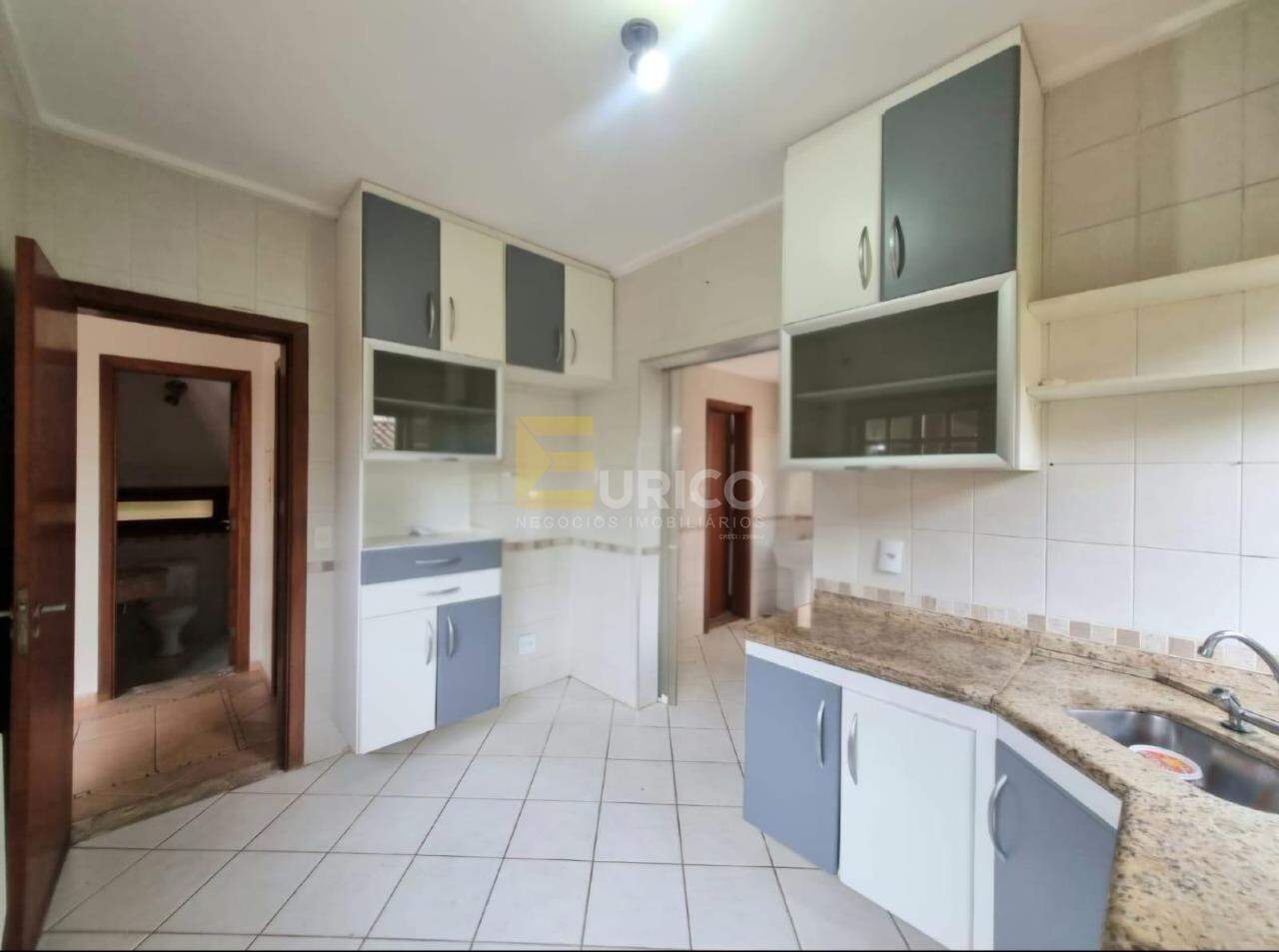 Casa em condomínio para aluguel no Condomínio Vivenda das Quaresmeiras em Valinhos/SP: