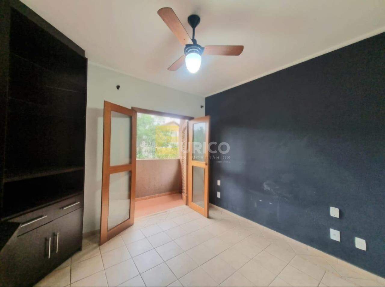 Casa em condomínio para aluguel no Condomínio Vivenda das Quaresmeiras em Valinhos/SP: