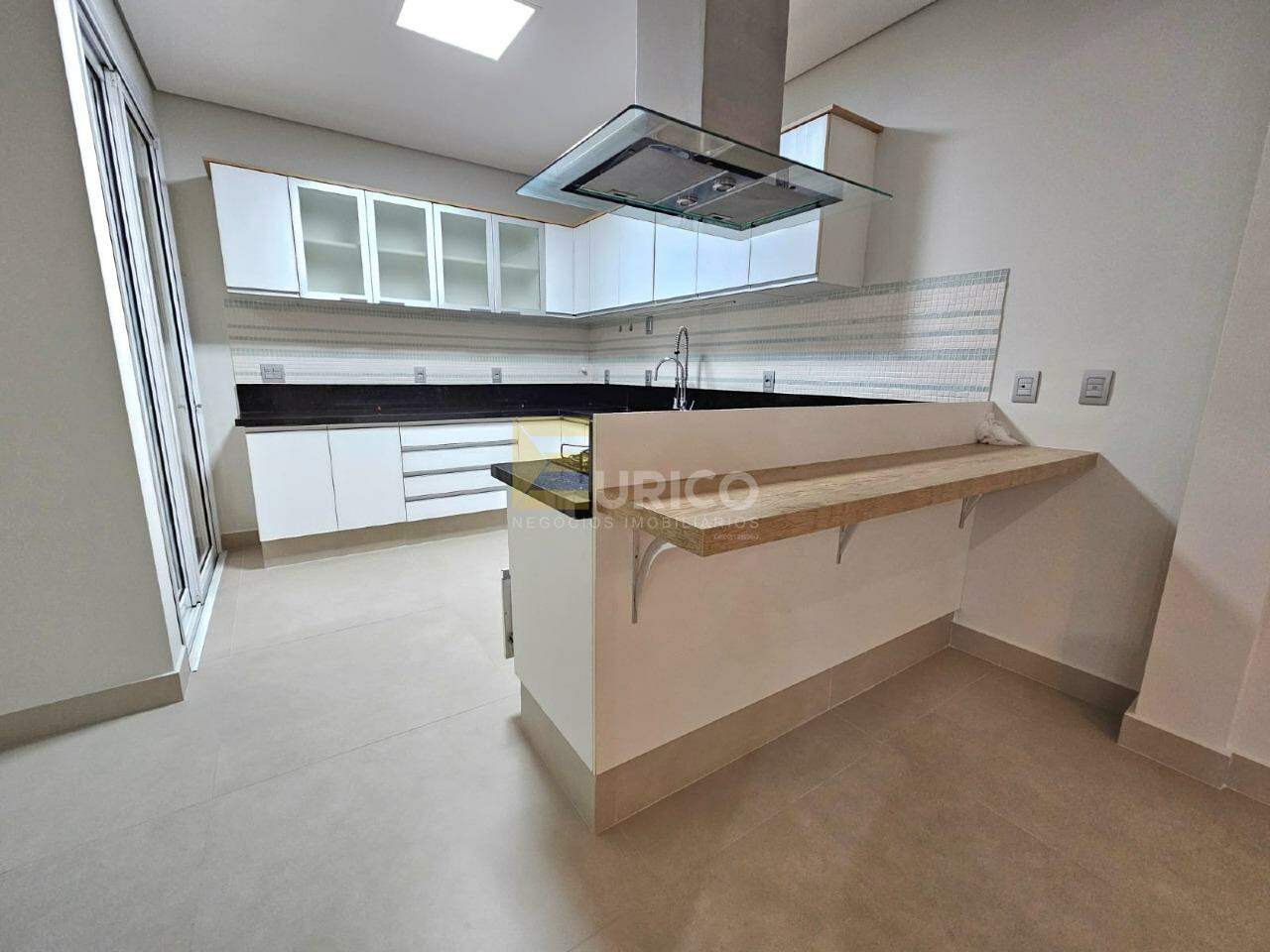 Casa em condomínio para aluguel no Condomínio Zurich Dorf em Valinhos/SP: