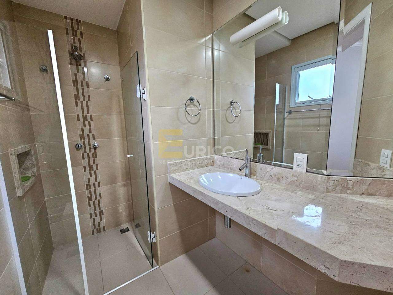 Casa em condomínio para aluguel no Condomínio Zurich Dorf em Valinhos/SP: