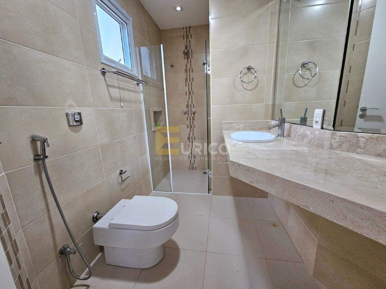 Casa em condomínio para aluguel no Condomínio Zurich Dorf em Valinhos/SP: