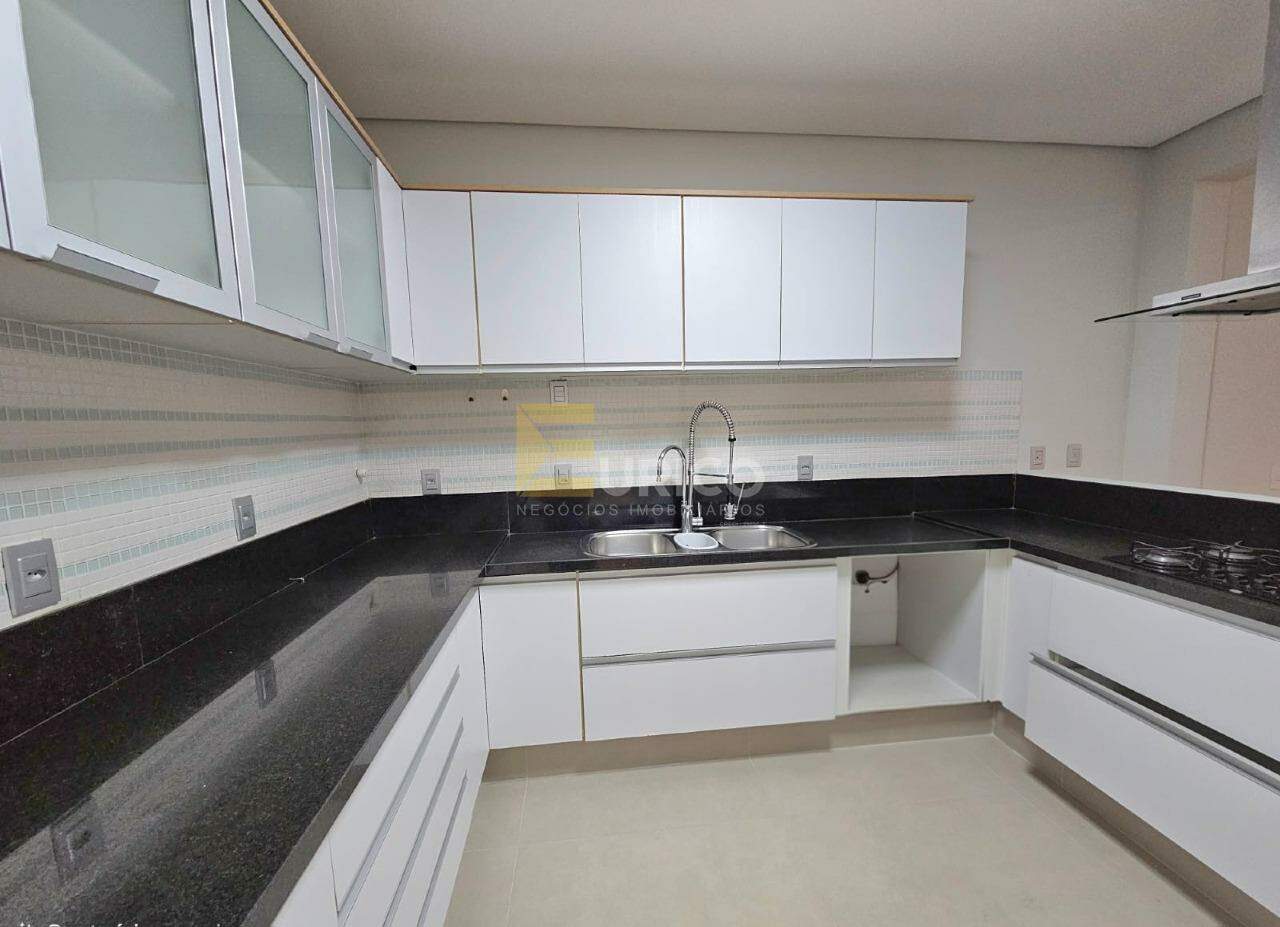 Casa em condomínio para aluguel no Condomínio Zurich Dorf em Valinhos/SP: