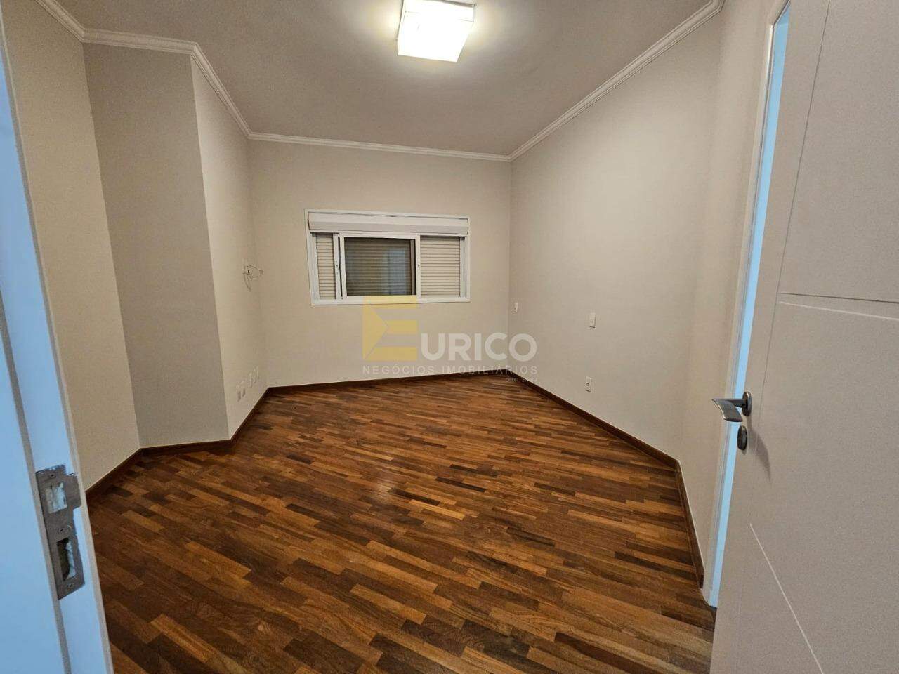 Casa em condomínio para aluguel no Condomínio Zurich Dorf em Valinhos/SP: