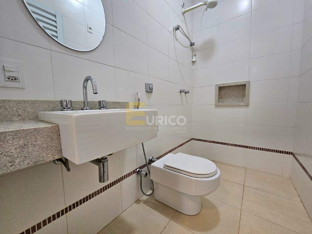 Casa em condomínio para aluguel no Condomínio Zurich Dorf em Valinhos/SP: