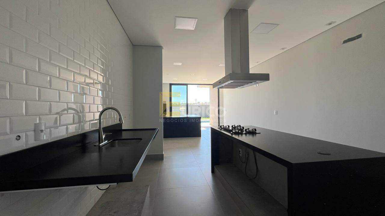 Casa em condomínio para aluguel no Condomínio Zurich Dorf em Valinhos/SP:
