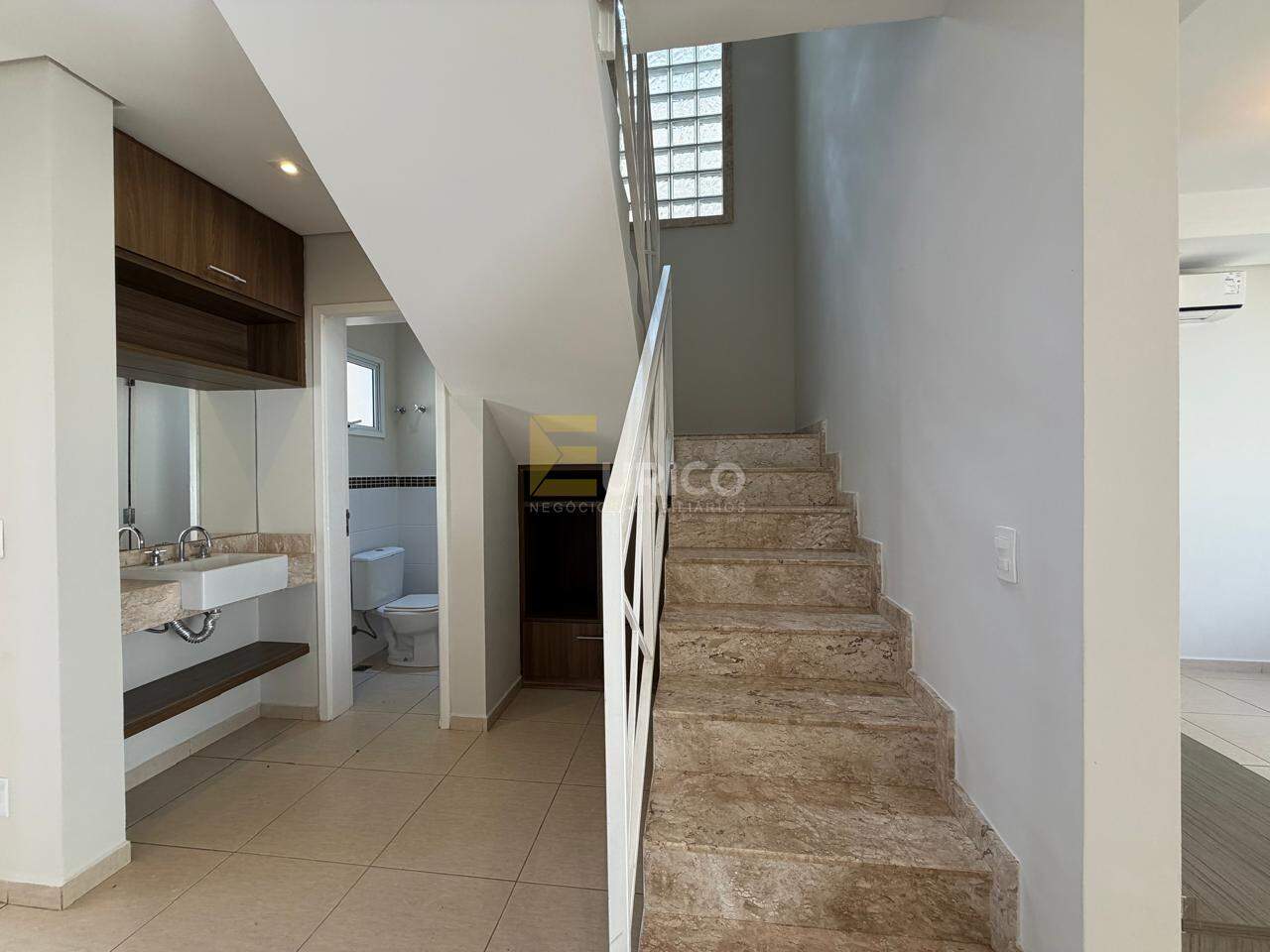 Casa em condomínio para aluguel no Condomínio Vila Di Capri em Vinhedo/SP: 