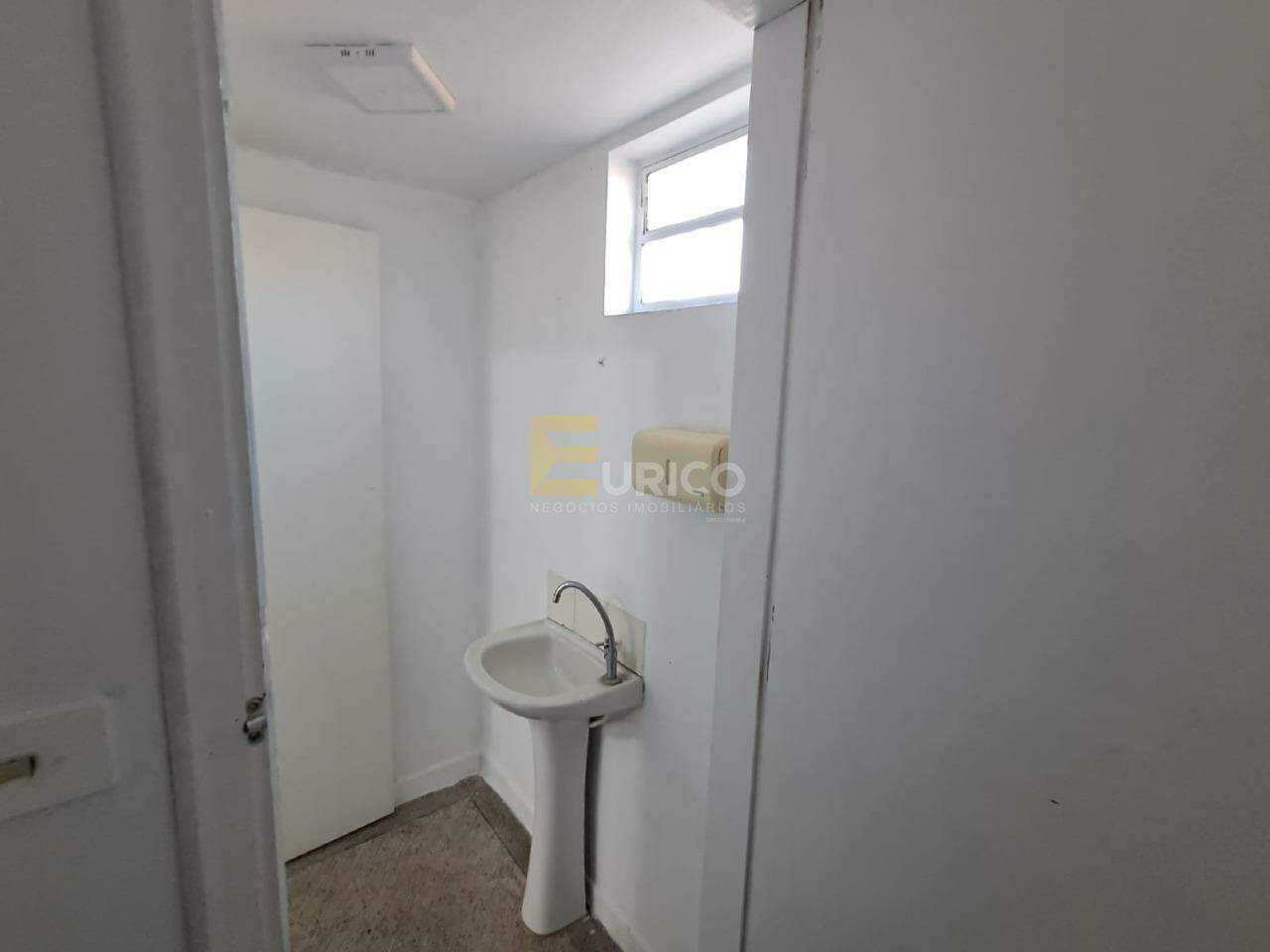 Salão para aluguel no Centro em Vinhedo/SP: 