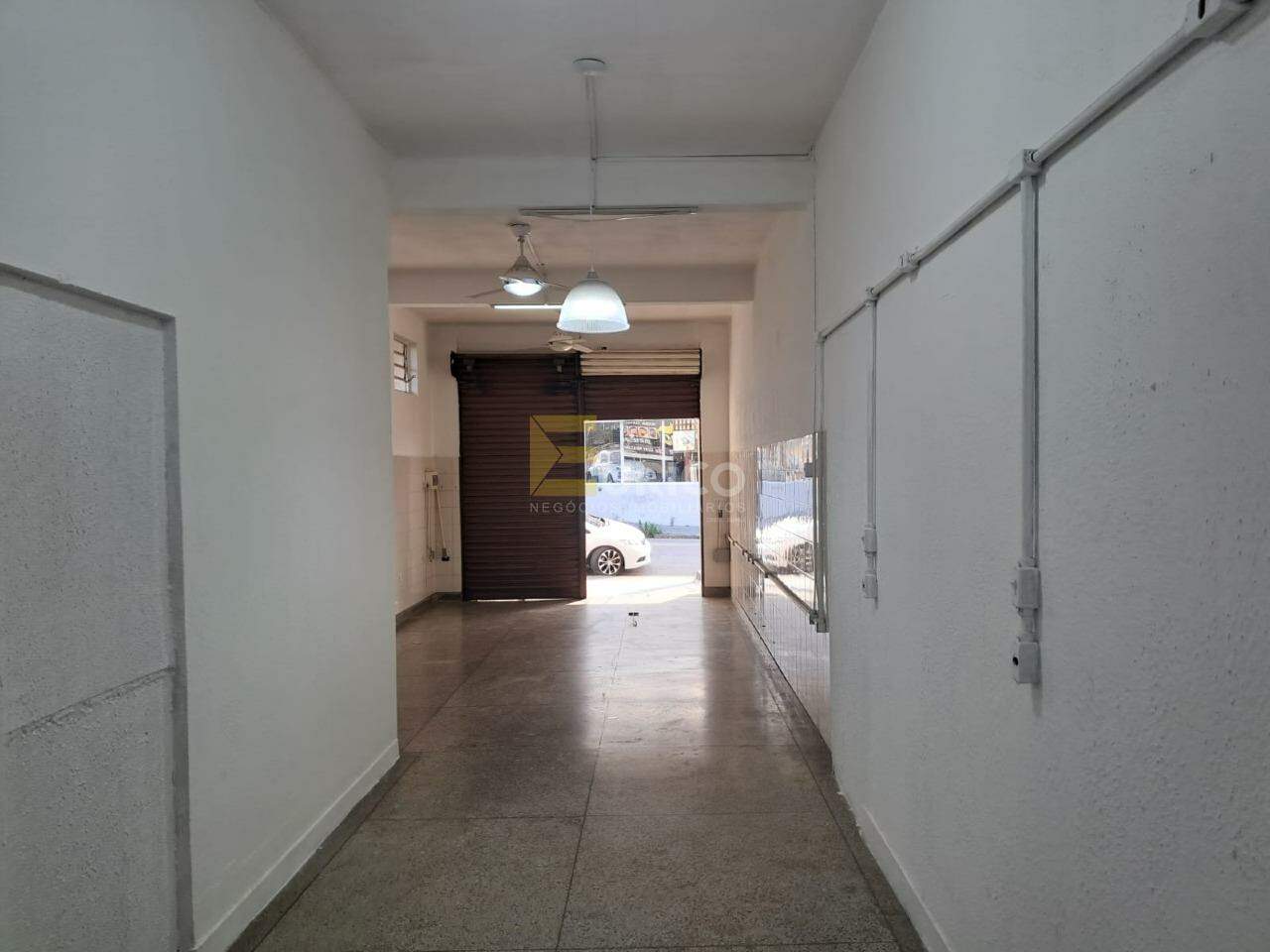 Salão para aluguel no Centro em Vinhedo/SP: 