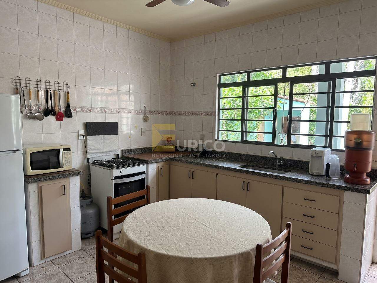 Casa à venda no Lenheiro em Valinhos/SP: