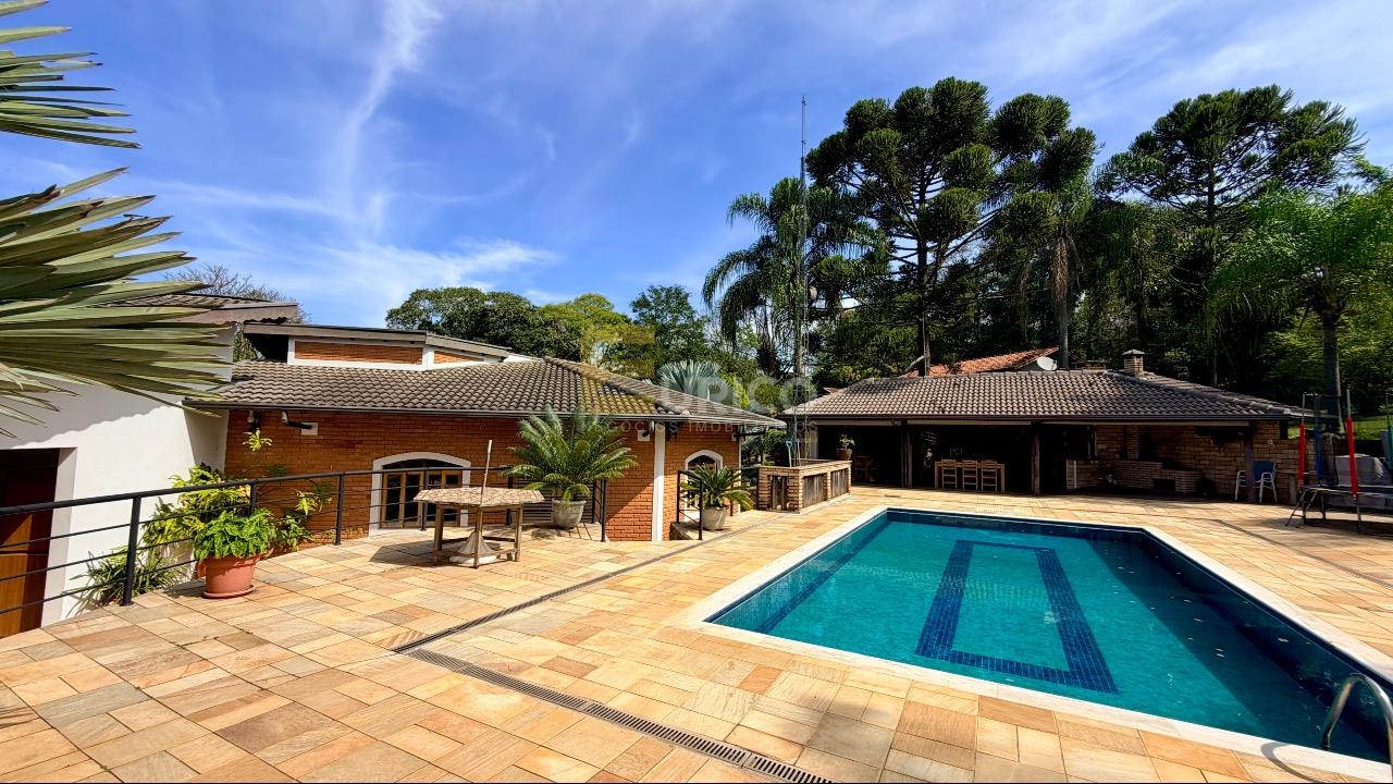 Casa em condomínio à venda no Condomínio Chácaras do Lago em Vinhedo/SP: 